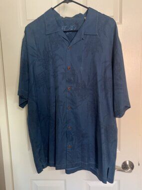 Tommy Bahama Men’s XL 100% Silk Blue Tonal Palm Camp Shirt
